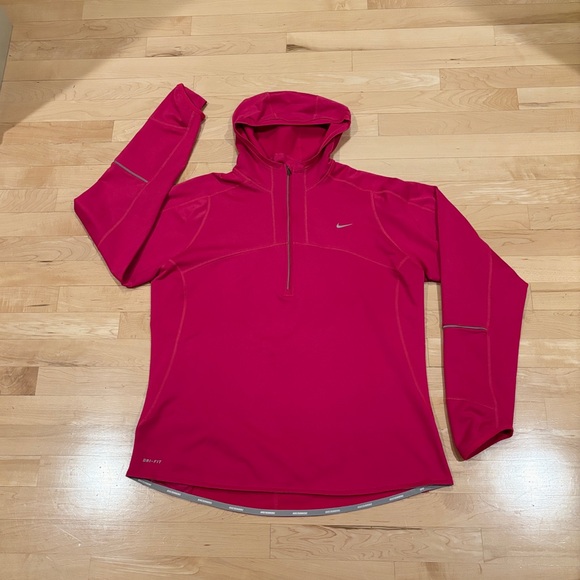 Women’s Dri-Fit Nike Fuchsia Half-Zip Hoodie - XL - Picture 3 of 11